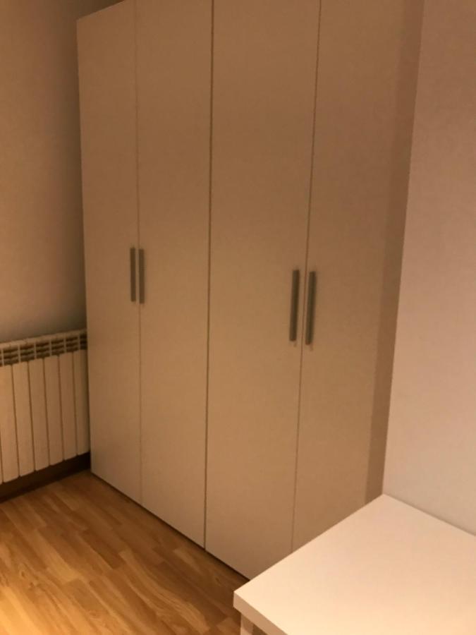Hostal Casiano Camarasa Bagian luar foto