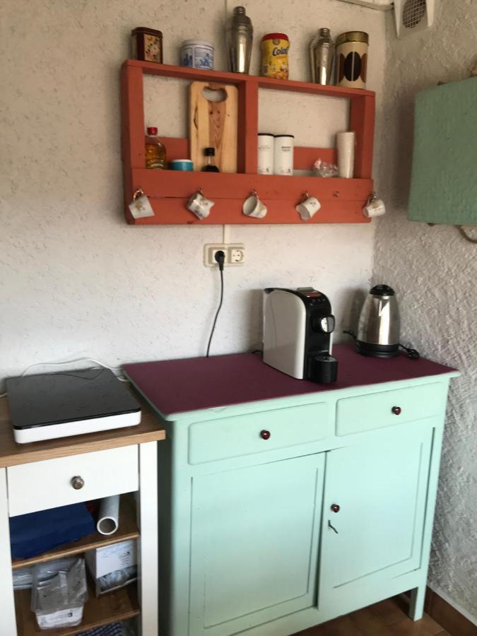 Hostal Casiano Camarasa Bagian luar foto